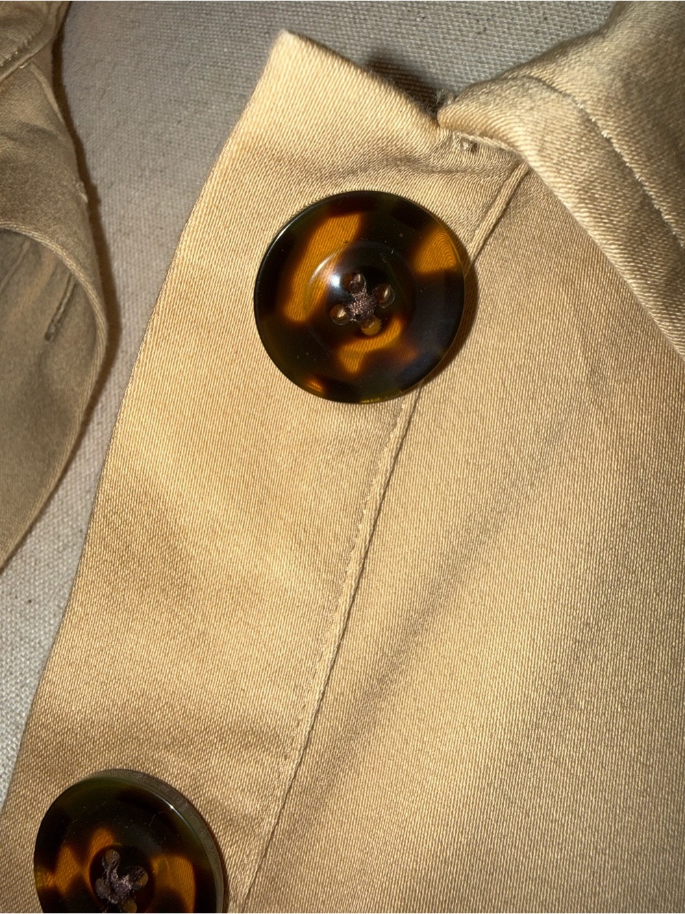 Spartina 449 — Beige Button-Front Jacket with Tortoise shell Buttons - Picture 2 of 6